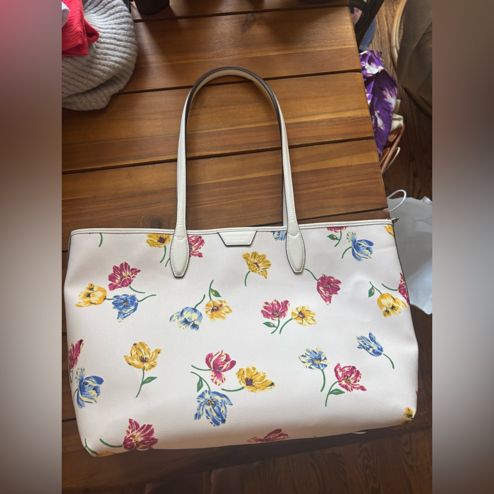 Kate Spade Sutton Tulip Toss Printed Tote Large Size - Picture 2 of 13